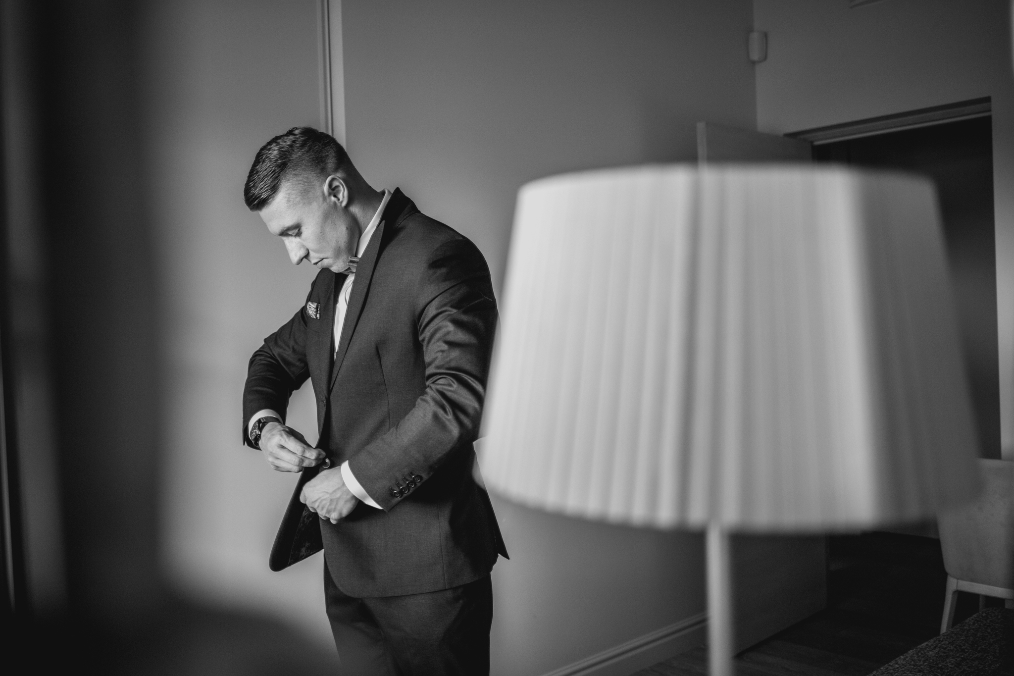 Peigmehe ettevalmistused kodus I Fotograaf Reti Kokk Peigmehe ettevalmistused kodus I Fotograaf Reti Kokk