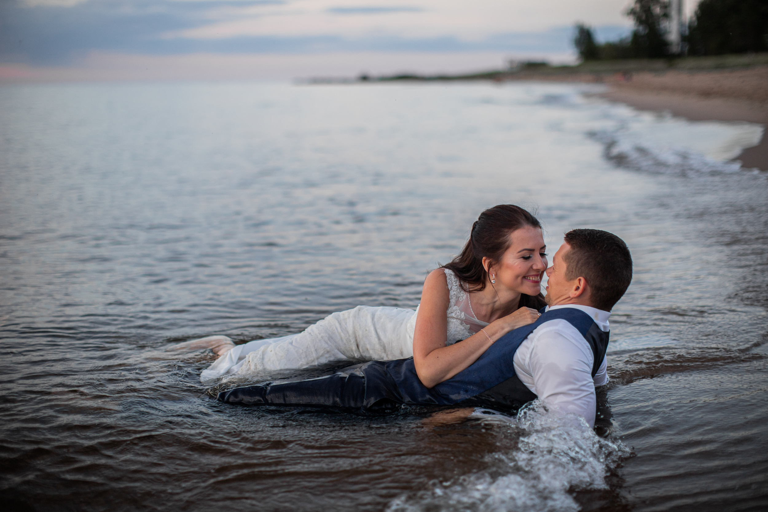 Trash the dress fotosessioon rannas I Fotograaf Reti Kokk