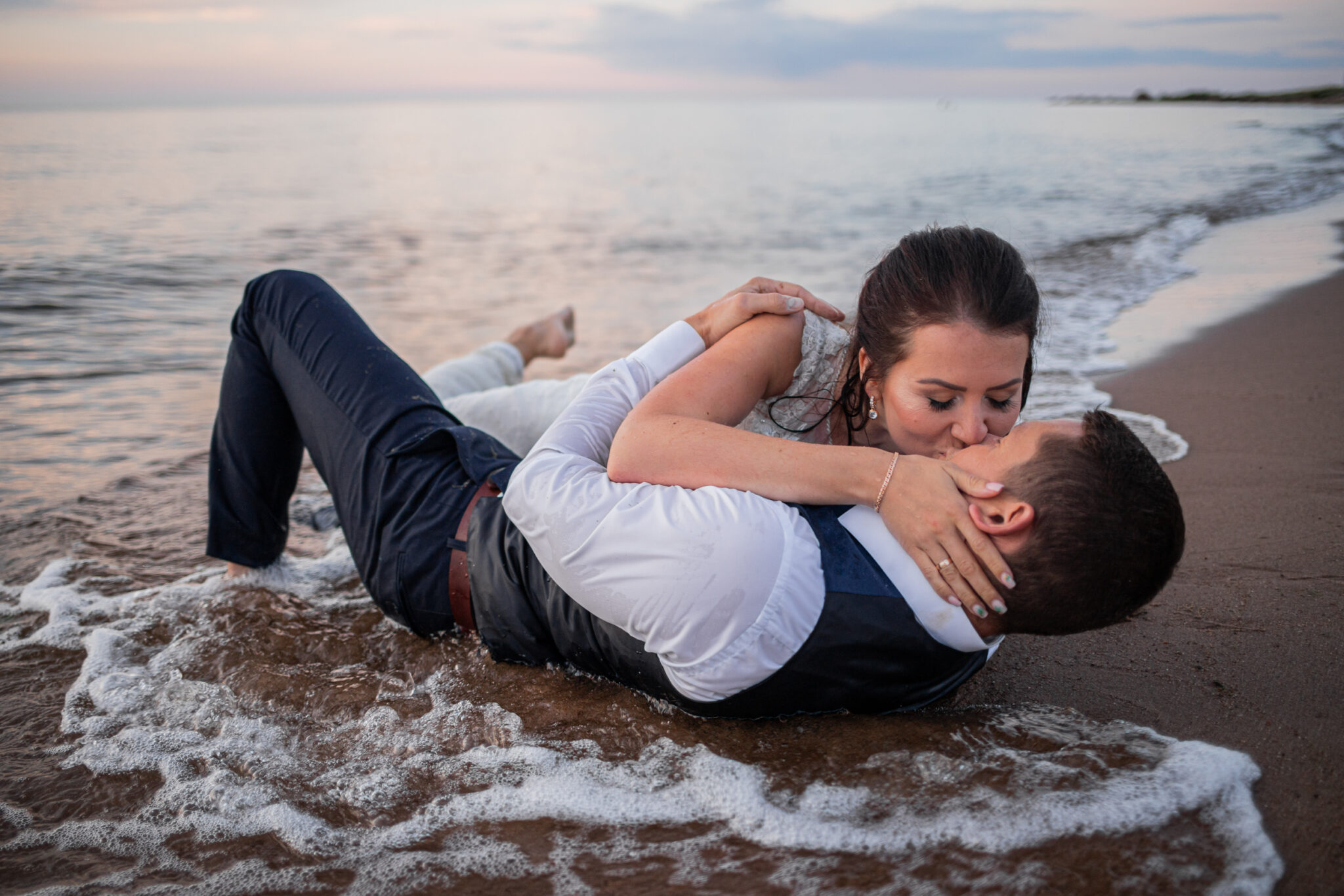 Trash the dress fotosessioon rannas I Fotograaf Reti Kokk