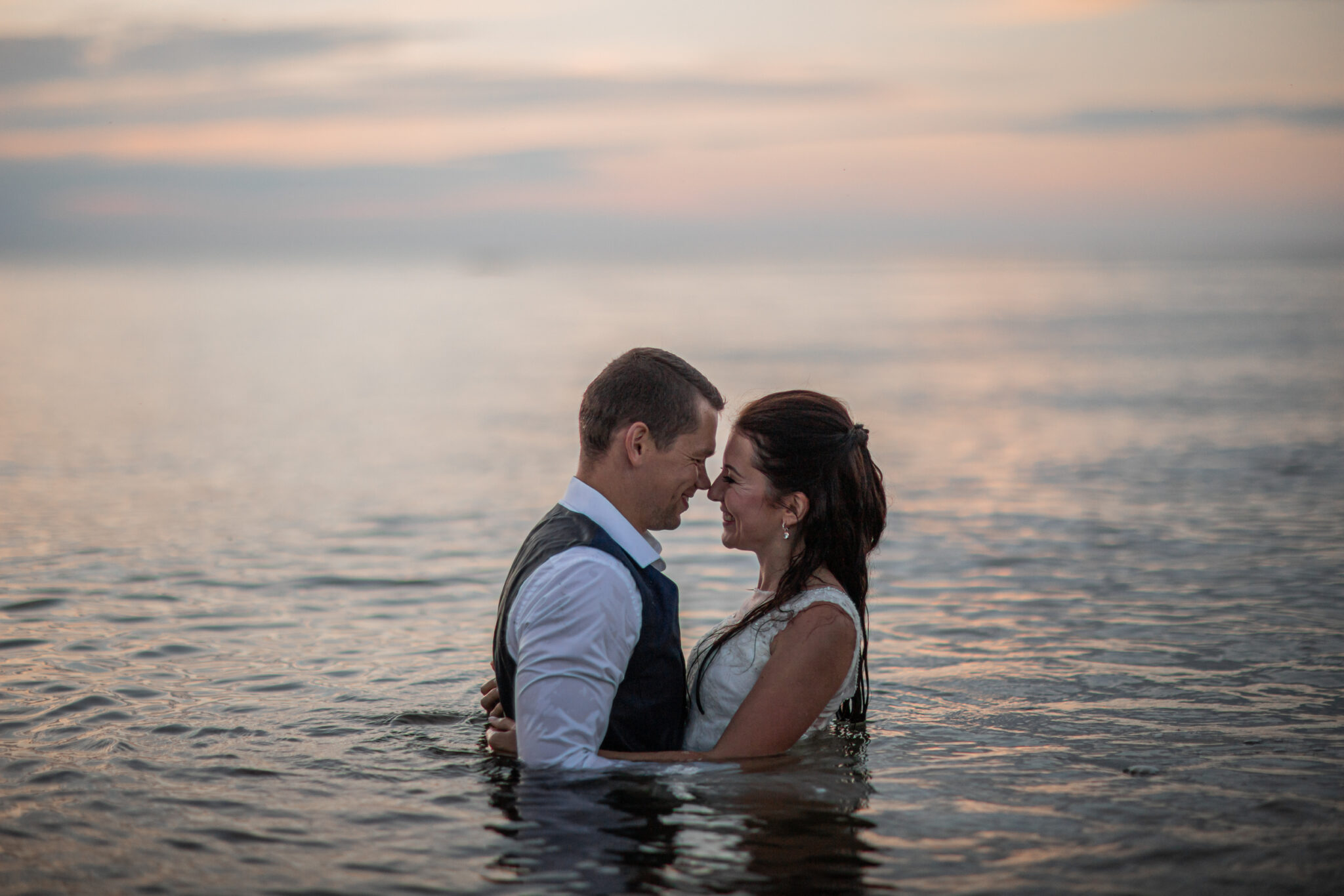 Trash the dress fotosessioon rannas I Fotograaf Reti Kokk