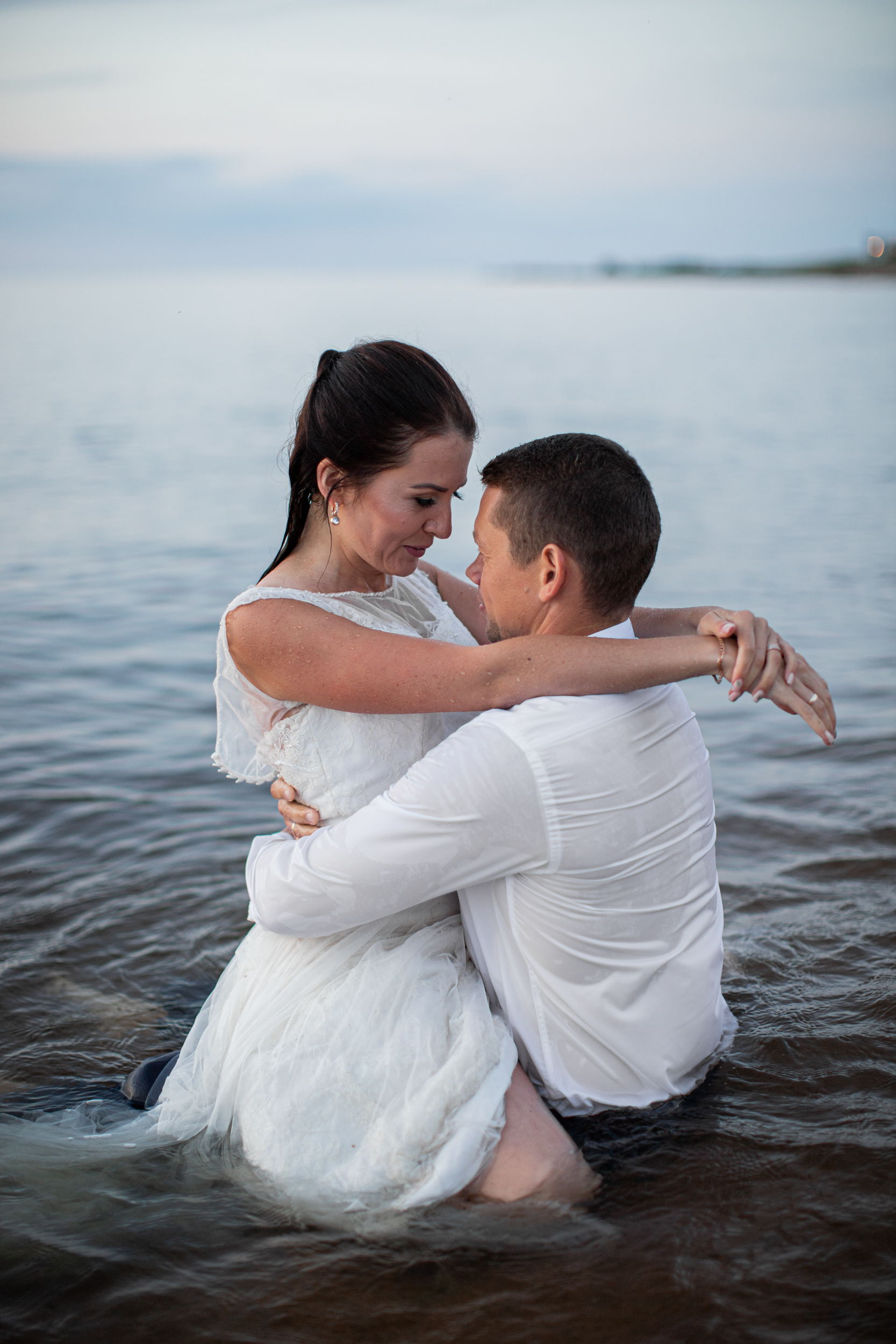 Trash the dress fotosessioon rannas I Fotograaf Reti Kokk