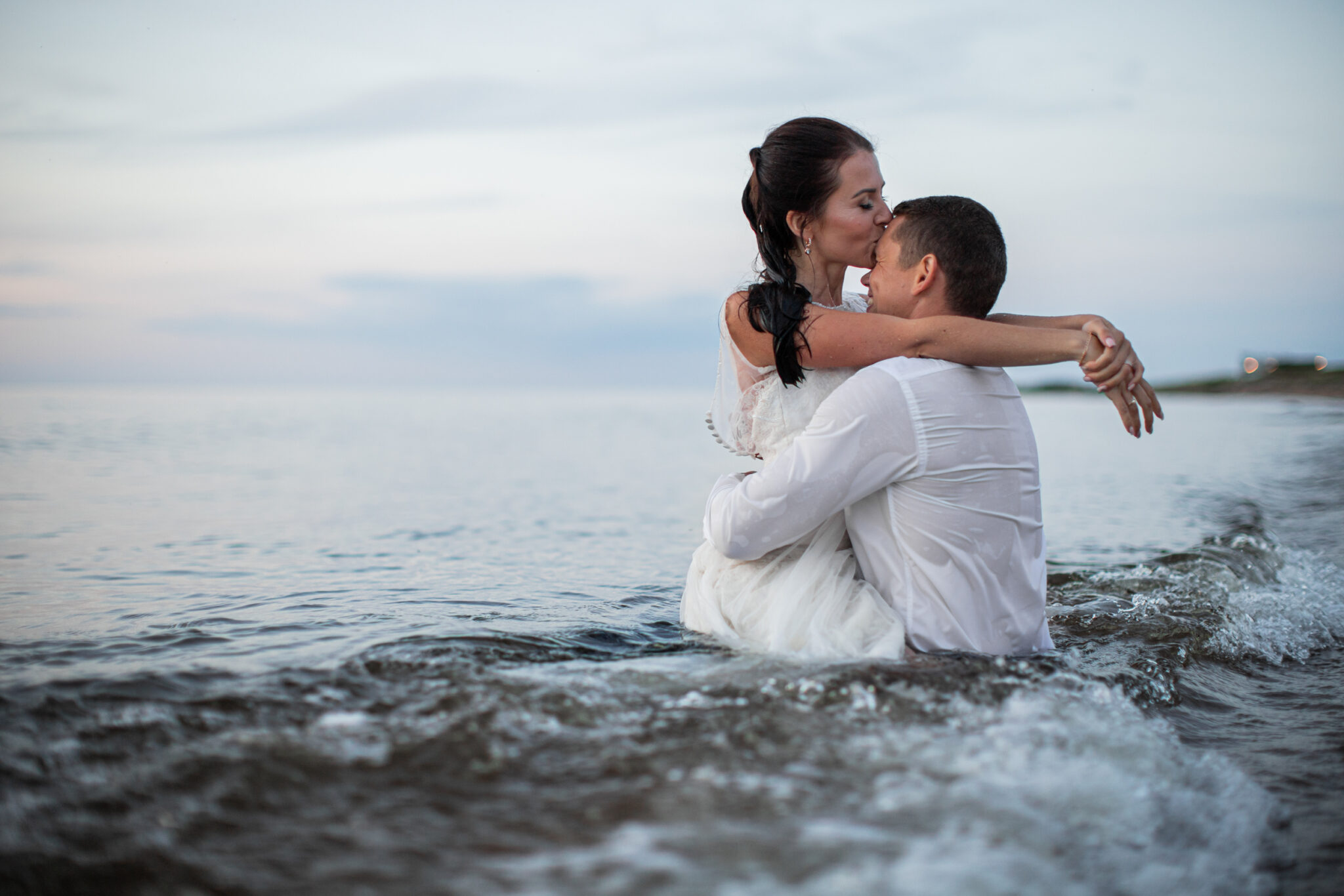 Trash the dress fotosessioon rannas I Fotograaf Reti Kokk