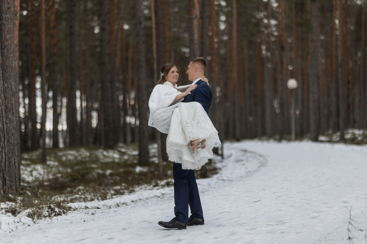 Talvised pruutpaari ilupildid I Pulmafotograaf Reti Kokk Talvised pruutpaari ilupildid I Pulmafotograaf Reti Kokk