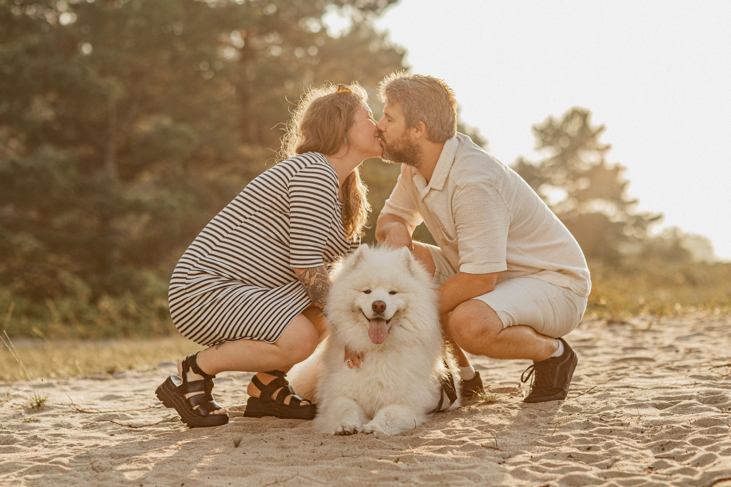 Beebiootuse fotosessioon koeraga rannas I Fotograaf Reti Kokk