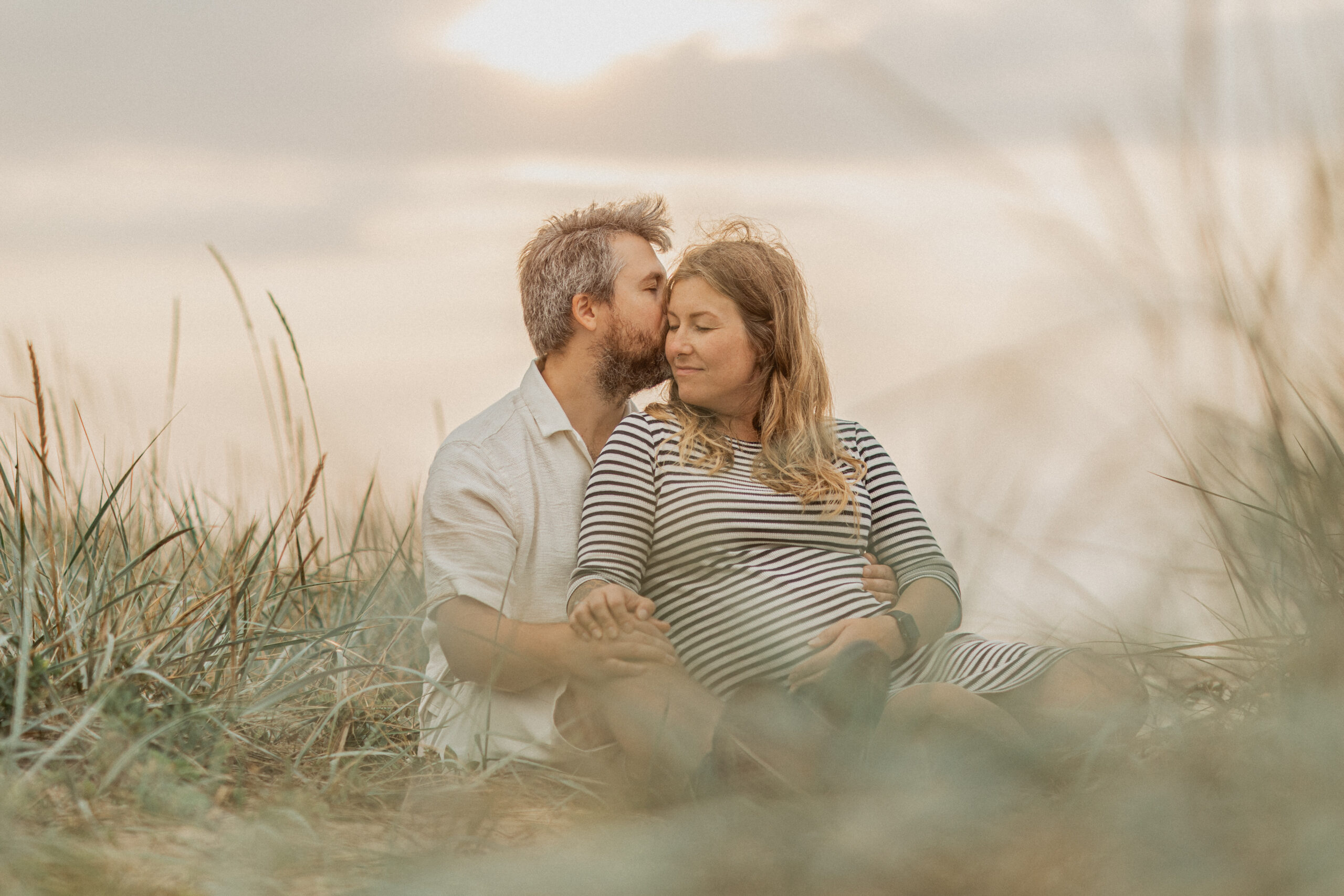 Beebiootuse fotosessioon koeraga rannas I Fotograaf Reti Kokk